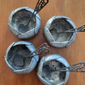 Pewter salts and matching spoons set Alice & Eugene Louis Chanal